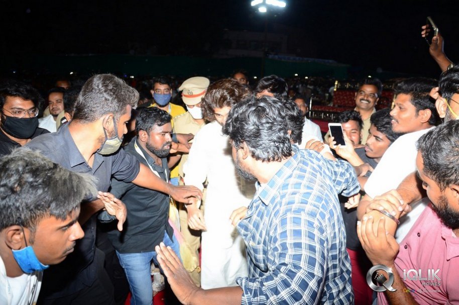 Jathi-Ratnalu-Pre-Release-Event